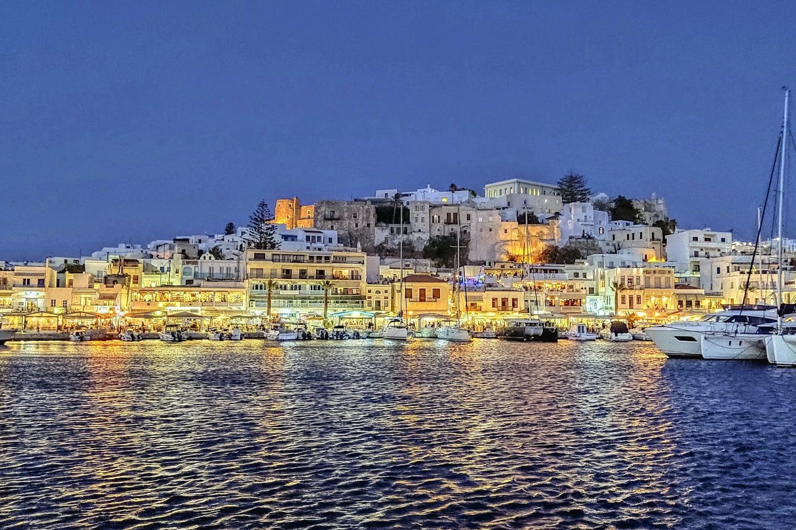 hero_Destination_naxos